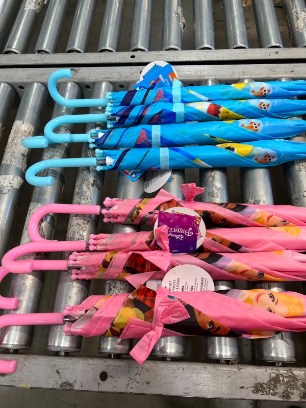 Photo 2 of DISNEY UMBRELLAS FOR KIDS PACK OF 20 MICKEY MOUSE /  MINNE MOUSE / BABY SHARK / PRINCESS / PAW PATROL 