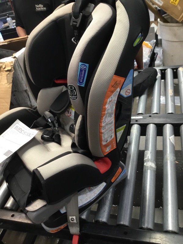 Photo 3 of Graco - Extend2Fit 3-in-1 Car Seat - Stocklyn  Tan