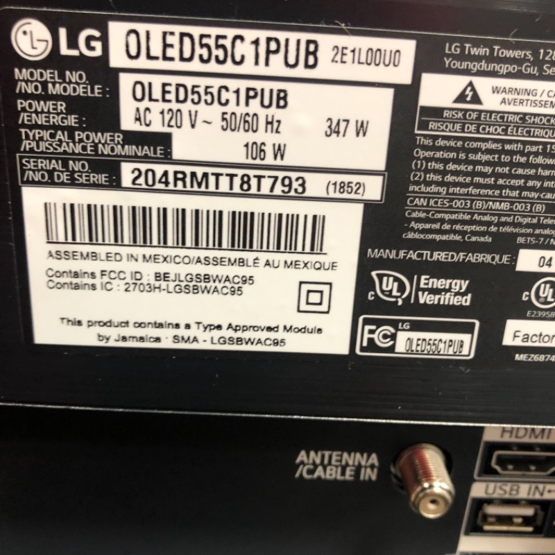 Photo 3 of LG OLED C1 Series 55” Alexa Built-in 4k Smart TV, 120Hz Refresh Rate, AI-Powered 4K, Dolby Vision IQ and Dolby Atmos, WiSA Ready, Gaming Mode (OLED55C1PUB, 2021), Black
