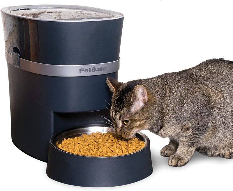 Photo 1 of **MISSING PARTS**LIGHT DAMAGE** PetSafe Smart Feed Automatic Cat Feeder & Automatic Dog Feeder - 6L/24 Cup, Dry Food Dispenser, Slow Feeder, Programmable Meals & Portions, Pet Feeder - Alexa, Amazon Dash, Apple & Android Compatible
