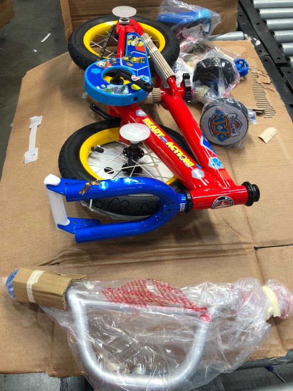 Photo 1 of Nickelodeon PAW Patrol 12" Kids' Bike - Red

