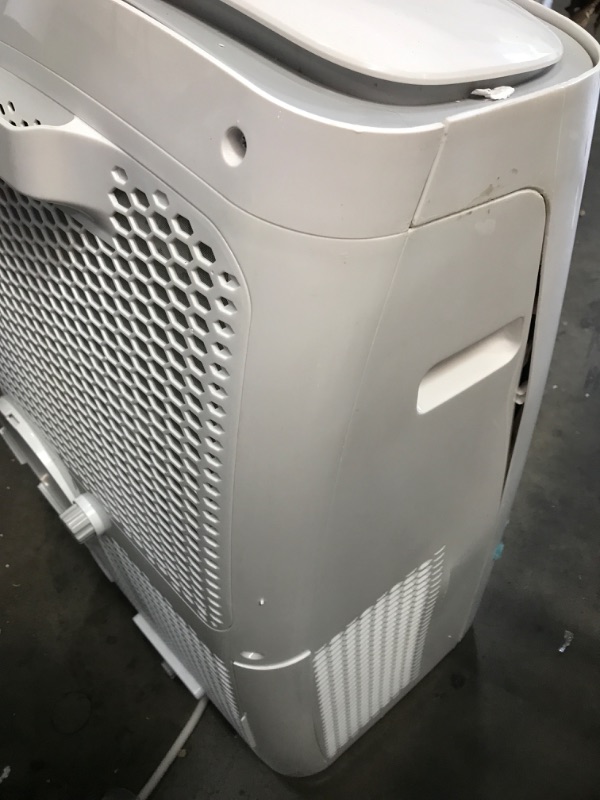 Photo 2 of **DAMAGED **NON FUNCTIONAL* Midea 14,000 BTU ASHRAE (8,200 BTU SACC) Portable Air Conditioner, Cools up to 375 Sq. Ft., Works as Dehumidifier & Fan, Control with Remote, Amazon Alexa & Google Assistant
