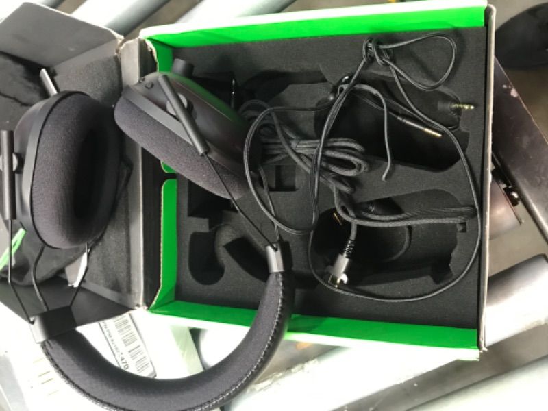 Photo 3 of Razer BlackShark V2 Pro Wireless Gaming Headset: THX 7.1 Spatial Surround Sound - 50mm Drivers - Detachable Mic - for PC, PS5, PS4, Switch, Black