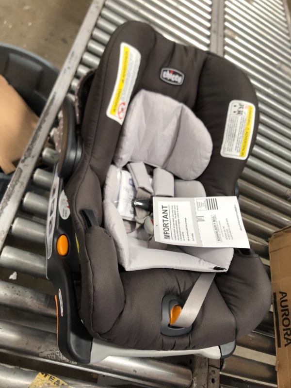 Photo 7 of Chicco Keyfit 30 Infant Car Seat in Calla Grey
