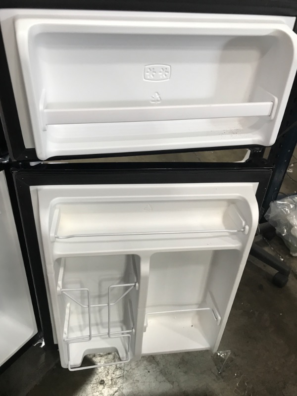 Photo 5 of **PARTS ONLY**

Walsh WSR31TS1 Compact Refrigerator,  Dual Door Fridge, Adjustable Mechanical Thermostat with True Freezer, Reversible Doors,3.1 Cu.Ft, Stainless Steel Look
