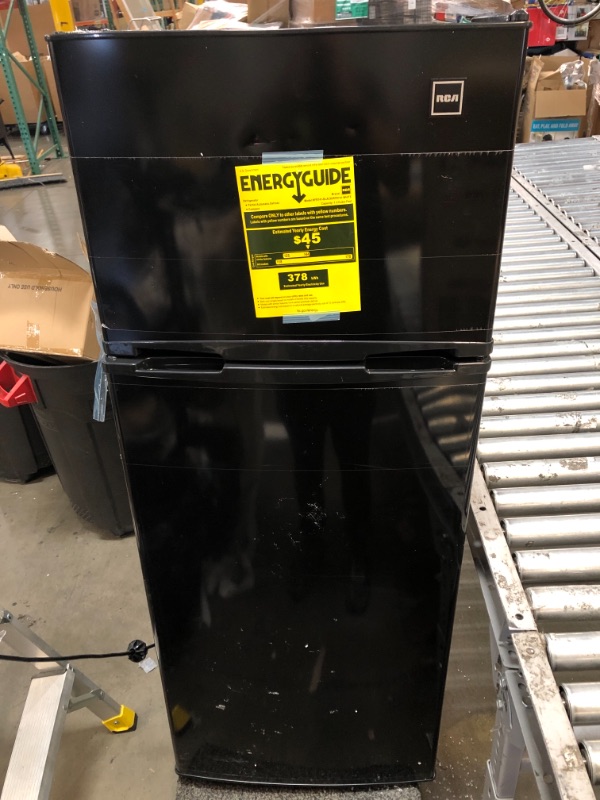 Photo 2 of ***PARTS ONLY*** RCA RFR741-BLACK Apartment Size-Top Freezer-2 Door Fridge-Adjustable Thermostat Control-Black-7.5 Cubic Feet
