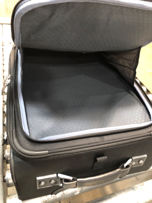 Photo 4 of Platinum Elite 20 Expandable Business Plus Carry-on Spinner
