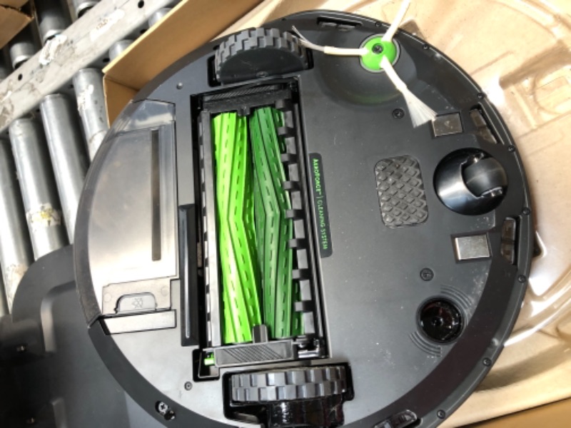 Photo 5 of IRobot Roomba I4+
