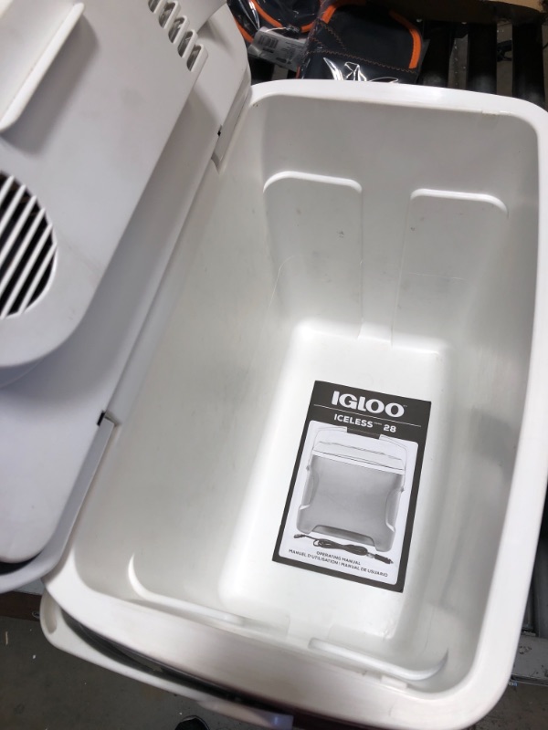 Photo 4 of ***PARTS ONLY*** Igloo 28 Qt Iceless Thermoelectric Hard Sided Cooler, Silver

