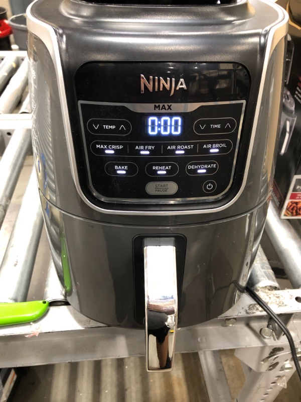 Photo 2 of Ninja AF161 Max XL Air Fryer that Cooks, Crisps, Roasts, Bakes, Reheats and Dehydrates, with 5.5 Quart Capacity, and a High Gloss Finish, Grey