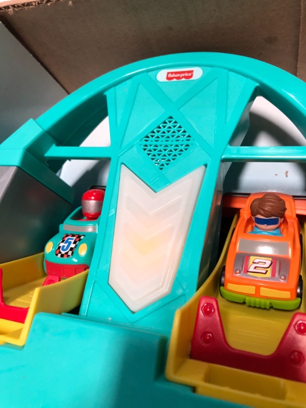 Photo 3 of Fisher-Price Little People Launch & Loop Raceway, vehicle playset