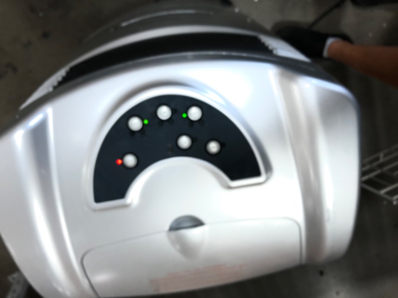 Photo 1 of Honeywell 470 CFM Portable Indoor Evaporative Cooler with Remote Control, CL201AEW
