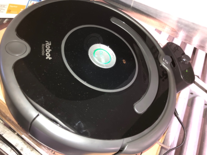 Photo 12 of IRobot Roomba 614 Robot Vacuum- Good for Pet Hair Carpets Hard Floors Self-Charging
