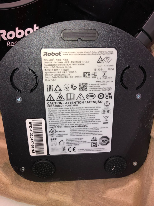 Photo 10 of IRobot Roomba 614 Robot Vacuum- Good for Pet Hair Carpets Hard Floors Self-Charging
