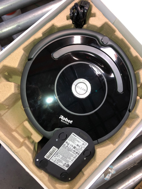 Photo 15 of IRobot Roomba 614 Robot Vacuum- Good for Pet Hair Carpets Hard Floors Self-Charging
