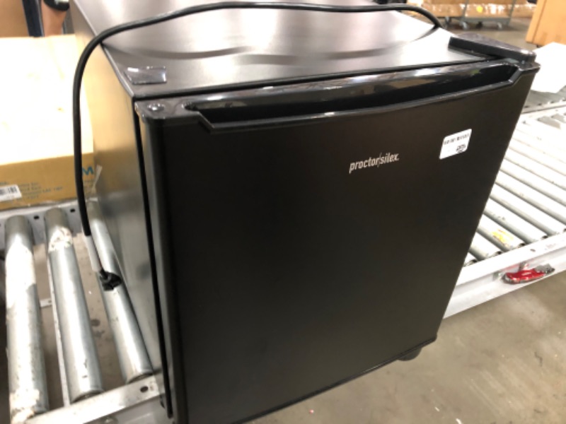 Photo 3 of Proctor Silex 1.7 cu ft Mini Refrigerator - Black 
