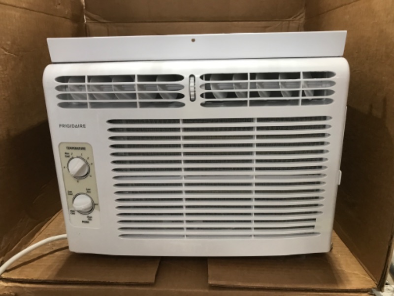 Photo 2 of USED: Frigidaire Window-Mounted Room Air Conditioner, 5,000 BTU, in White 16 x 15.25 x 12 inches

