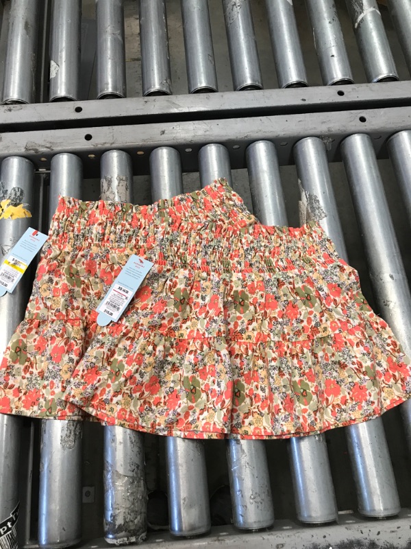 Photo 2 of 2 Pack Girls' Floral Tiered Skirt - Cat & Jack™ Coral
1 small (6/6x), 1 xsmall (4/5)