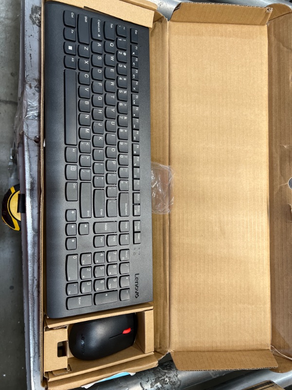 Photo 2 of Lenovo 4X30M39458 Combo Wl Keyboard Mice Wrls,Black
