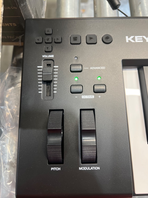 Photo 3 of M-Audio Keystation 88 MK3 – 88 Key Semi Weighted MIDI Keyboard Controller for Complete Command of Virtual Synthesizers and DAW parameters
