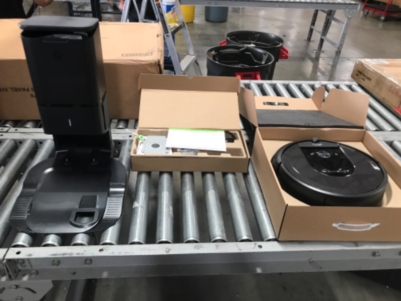 Photo 1 of iRobot Roomba i7+ (7550) Robot Vacuum 