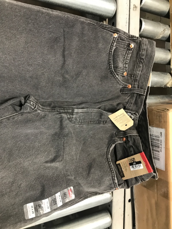 Photo 3 of SIZE 30X26-Levi's® Women's 501™ High-Rise Straight Cropped Jeans

