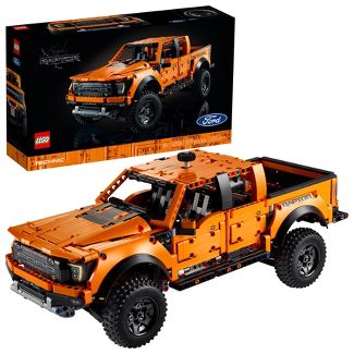 Photo 1 of (DAMAGED BOX; BAG 1 PREV. OPENED) LEGO Technic Ford F-150 Raptor 42126 Model Building Kit

