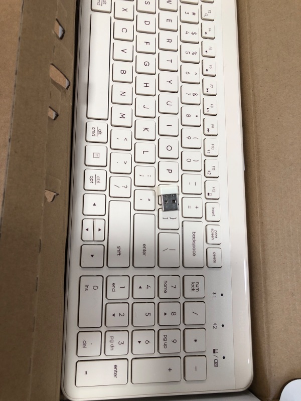 Photo 2 of (MISSING BATTERIES) heyday™ Bluetooth Keyboard

