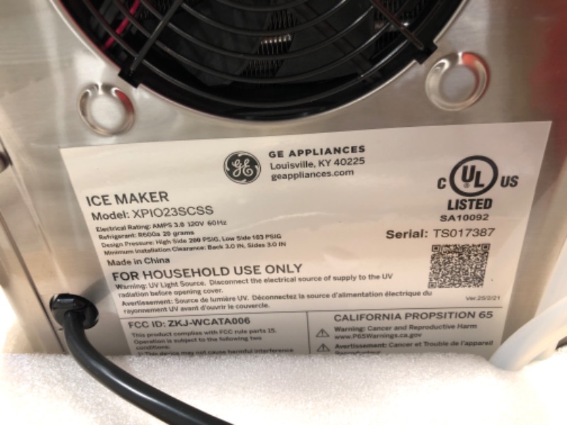 Photo 4 of **MINOR DAMAGE** GE Profile Opal 2.0 Stainless Steel Nugget Ice Maker

