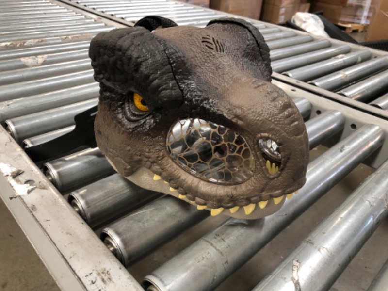 Photo 2 of ****DAMAGED***
Jurassic World Dominion Tyrannosaurus Rex Chomp N Roar Mask, Costume Dinosaur Toy with Multi-Level Motion and Roar Sounds
