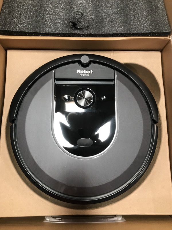 Photo 3 of iRobot Roomba i7+ (7550) Robot Vacuum with Automatic Dirt Disposal - Empties Itself for up to 60 days, Wi-Fi Connected, Smart Mapping, Works with Alexa, Ideal for Pet Hair, Carpets, Hard Floors, Black 13.34"L x 13.34"W x 3.63"H

