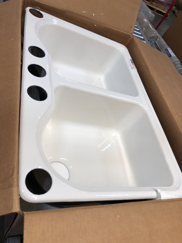 Photo 2 of (DAMAGED CORNER; MISSING ACCESSORIES/HARDWARE) KOHLER Hartland Undermount Cast Iron 33 in. 5-Hole Double Bowl Kitchen Sink in White