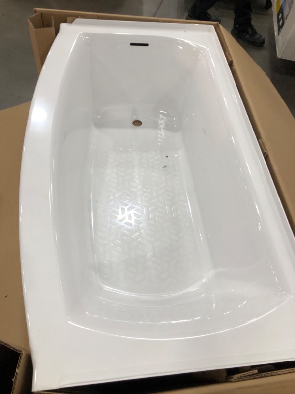 Photo 5 of (CRACKED EDGE/DAMAGED CORNER) American Standard Elevate 60-in W x 30-in L Arctic White Fiberglass/Plastic Composite Rectangular Right Drain Alcove Soaking Bathtub