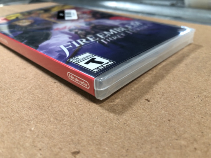 Photo 2 of Fire Emblem: Three Houses - Nintendo Switch-(FACTORY PACKAGED OPENED FOR INSPECTION)

