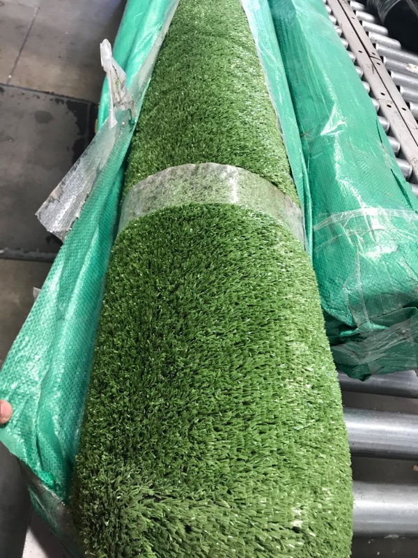 Photo 4 of Artificial Thick Realistic Grass Mats & Rugs 7' X 12' Synthetic Finished Rug Indoor Outdoor Garden Landscape,Pet Pad Dog,Deck, Pre-Finished Edges Fake Grass
