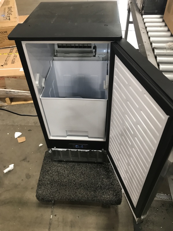 Photo 8 of KoolMore Stainless-Steel Built-in Ice Maker Machine with Large 25 lb. Cube Storage Basket, Full Cube Production, Fast Ice Making Time, Free-Standing/Under-Counter - 75lbs of Ice per Day (BIM75-BS)
