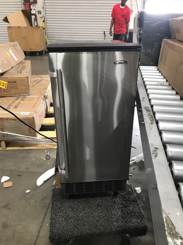 Photo 3 of KoolMore Stainless-Steel Built-in Ice Maker Machine with Large 25 lb. Cube Storage Basket, Full Cube Production, Fast Ice Making Time, Free-Standing/Under-Counter - 75lbs of Ice per Day (BIM75-BS)
