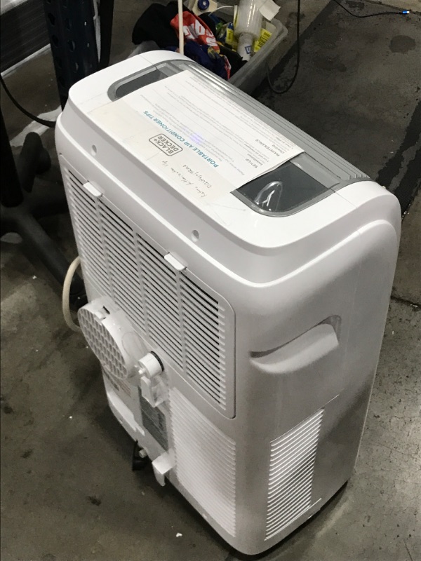Photo 4 of ***PARTS ONLY*** BLACK+DECKER 8,000 BTU Portable Air Conditioner with Remote Control, White 16.5"D x 26"W x 11.5"H

