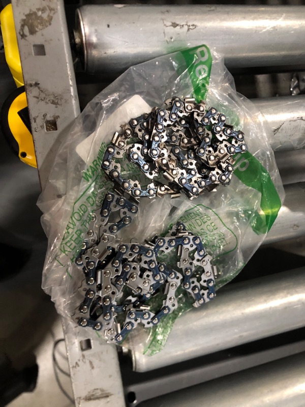 Photo 2 of 12 inch Chainsaw Chain Echo,3/8" Pitch .043" gauge 45 Drive Links Chainsaw Chain,compatible with Decker LCS1240 LCS1240B Ryobi RY40500 P548 Worx WG380 ECHO CS2511T Hus 120i 535iXP 536LiXP Saw
