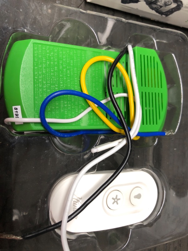 Photo 1 of Hunter
Universal On/Off Damp Rated Ceiling Fan Remote Control White