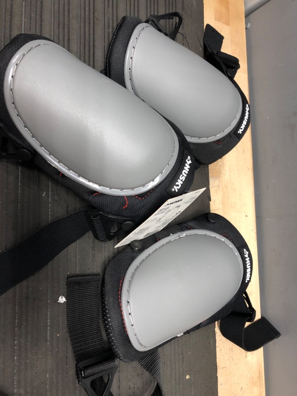 Photo 2 of **SET OF 3** Husky
Hard Cap Knee Pads