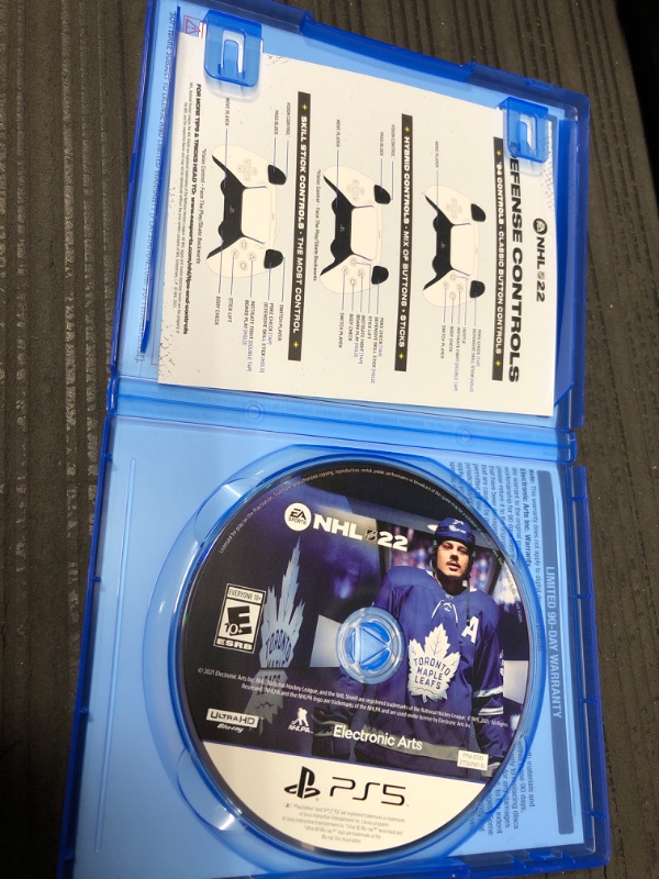 Photo 3 of **FACTORY NEW OPENED TO VERIFY** NHL 22 - PlayStation 5 (Electronic Arts