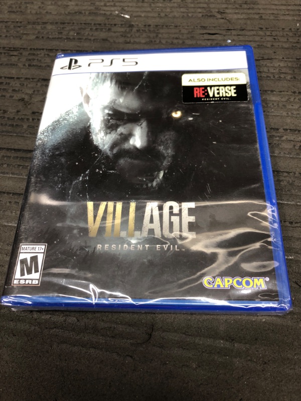 Photo 2 of **FACTORY NEW OPENED TO TEST** Resident Evil Village - PlayStation 5

