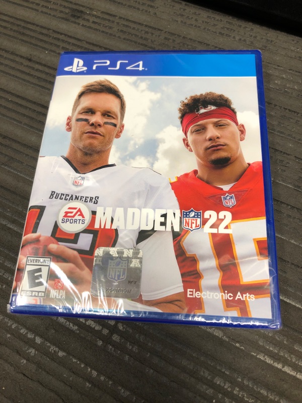 Photo 2 of **FACTORY NEW OPENED TRO VERIFY** Madden NFL 22 - PlayStation 4

