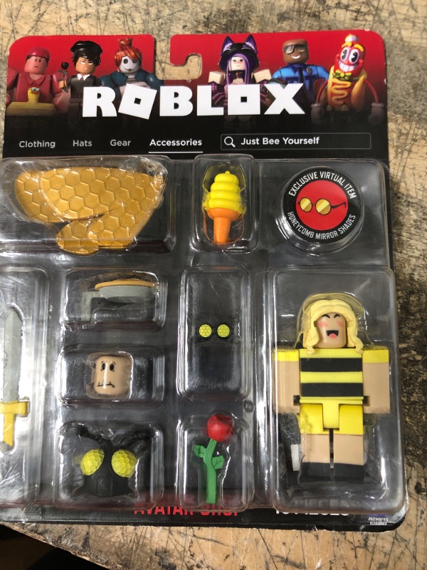 Photo 2 of 2022 ROBLOX Action Figure Avatar Shop Series JUST BEE YOURSELF Accessories
