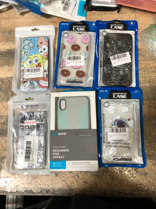 Photo 3 of 6 PACK OF VARIOUS IPHONE CASES. Cool Men’s Football Club Players’ Mobile Phone Cases are Luxurious for iPhone 11, Soft TPU Silicone Ultra-Thin Shockproof Protective Cover, ETC.