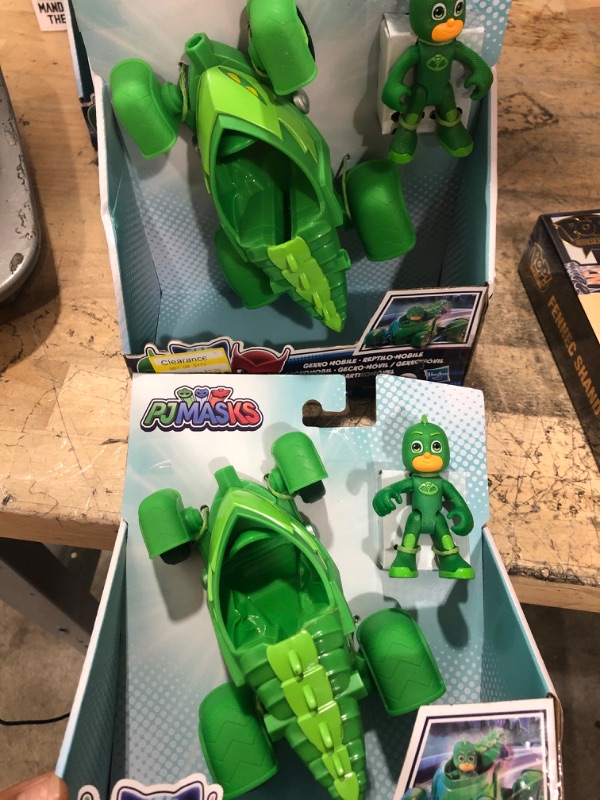 Photo 2 of 2 pack- PJ Masks Gekko-Mobile Hero Vehicle

