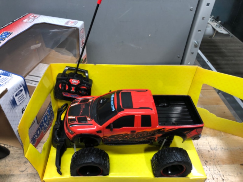 Photo 2 of Ford F-150 SVT Raptor 1:14 RC Monster Truck Red 