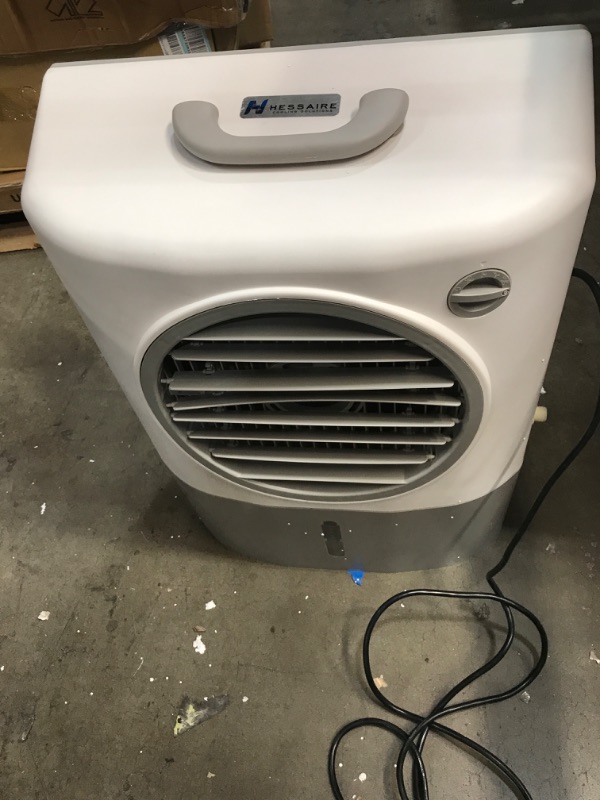 Photo 2 of **MINOR DAMAGE** HESSAIRE MC18M Portable Evaporative Cooler – Color May Vary, 1300 CFM, Cools 500 Square Feet , White
