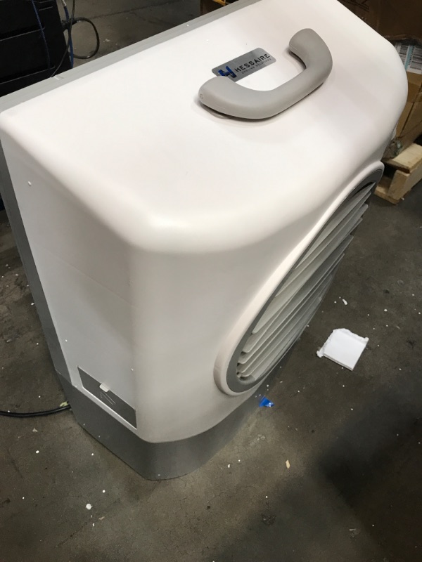 Photo 5 of **MINOR DAMAGE** HESSAIRE MC18M Portable Evaporative Cooler – Color May Vary, 1300 CFM, Cools 500 Square Feet , White
